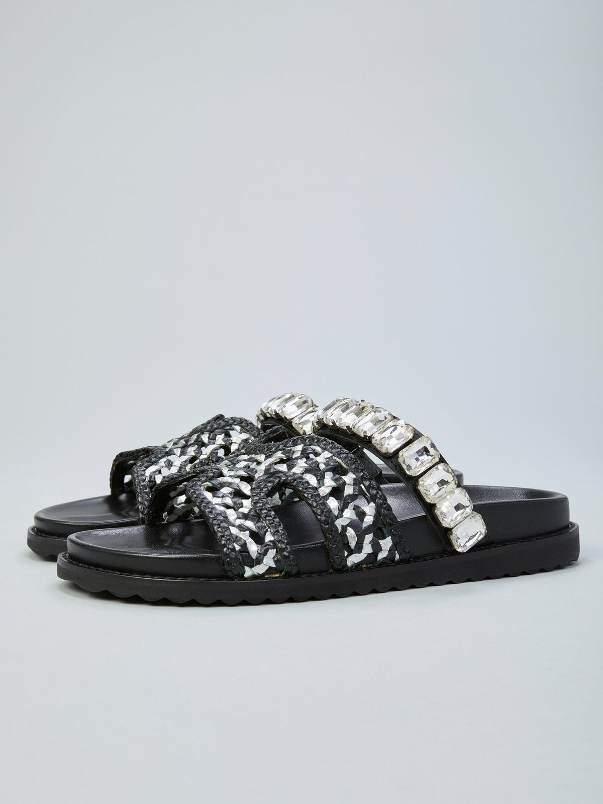 Sandali in pelle intrecciata