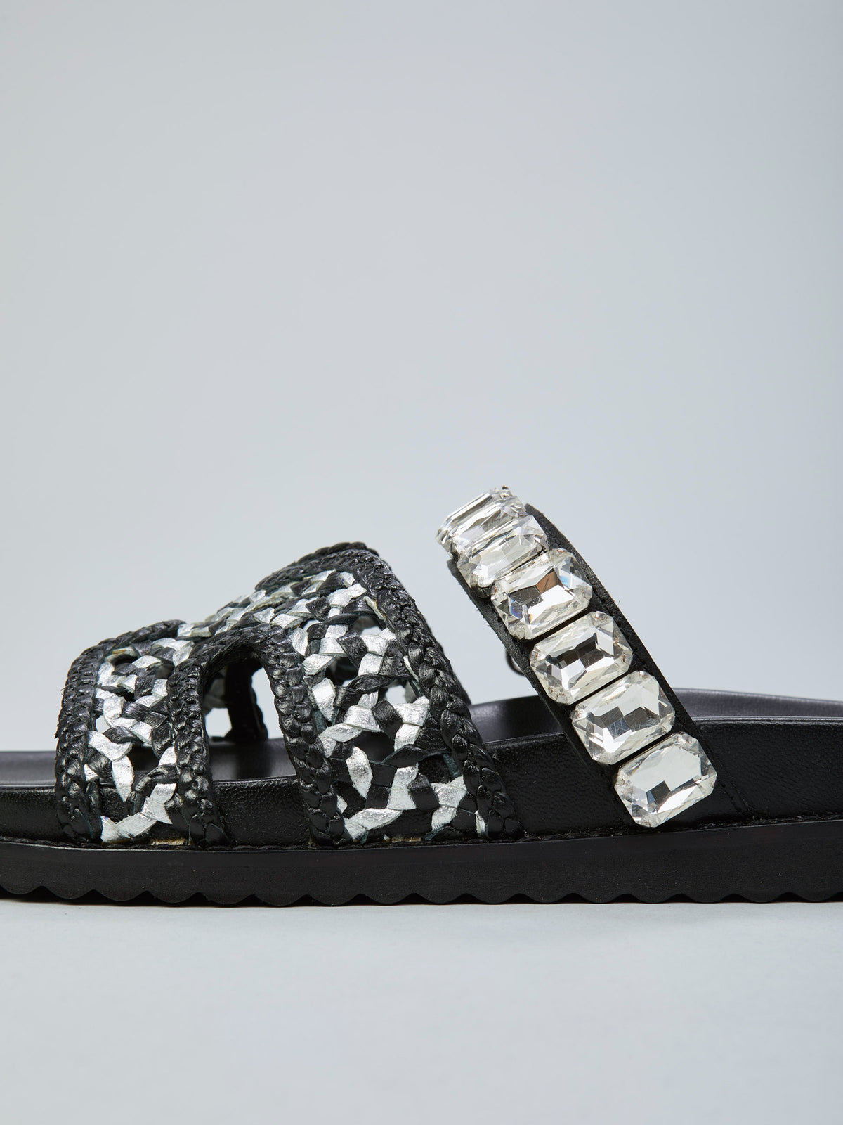 Sandali in pelle intrecciata