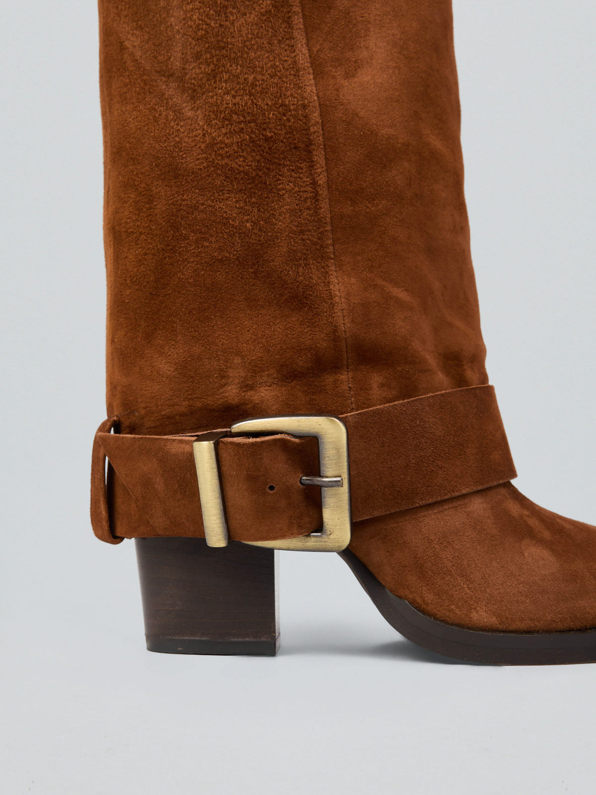 Suede boots