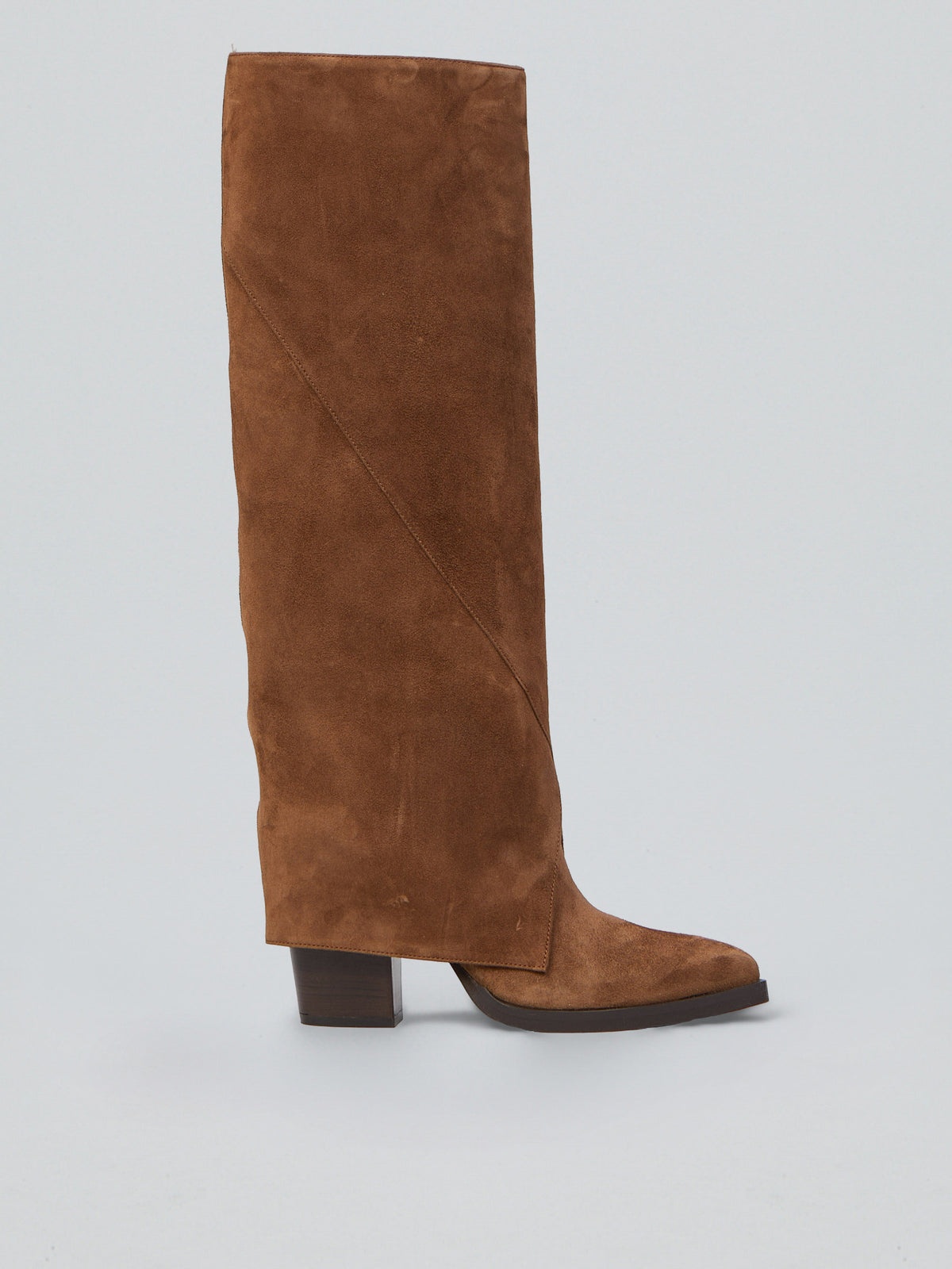 Suede boots