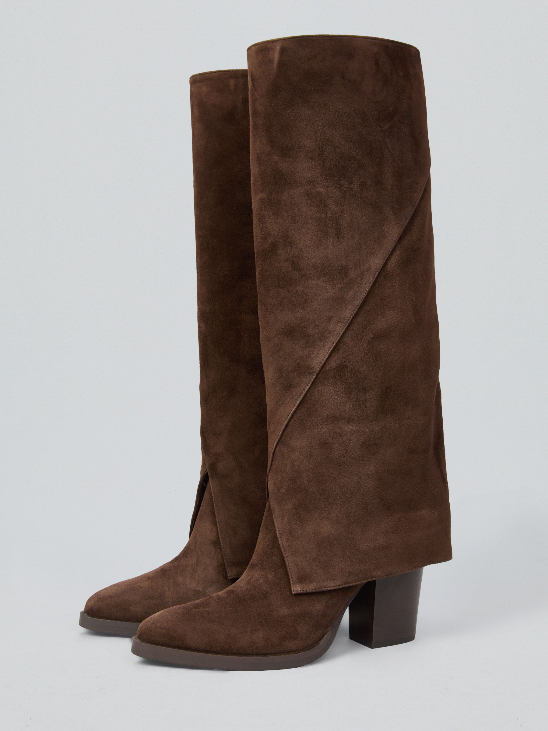 Suede boots