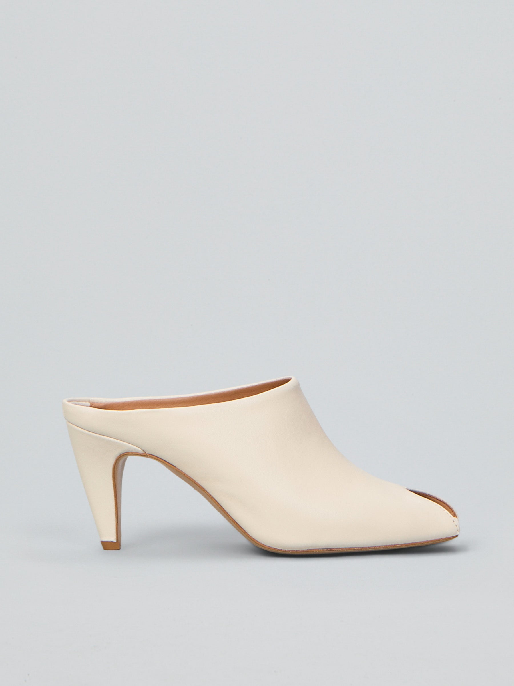 Leather mules