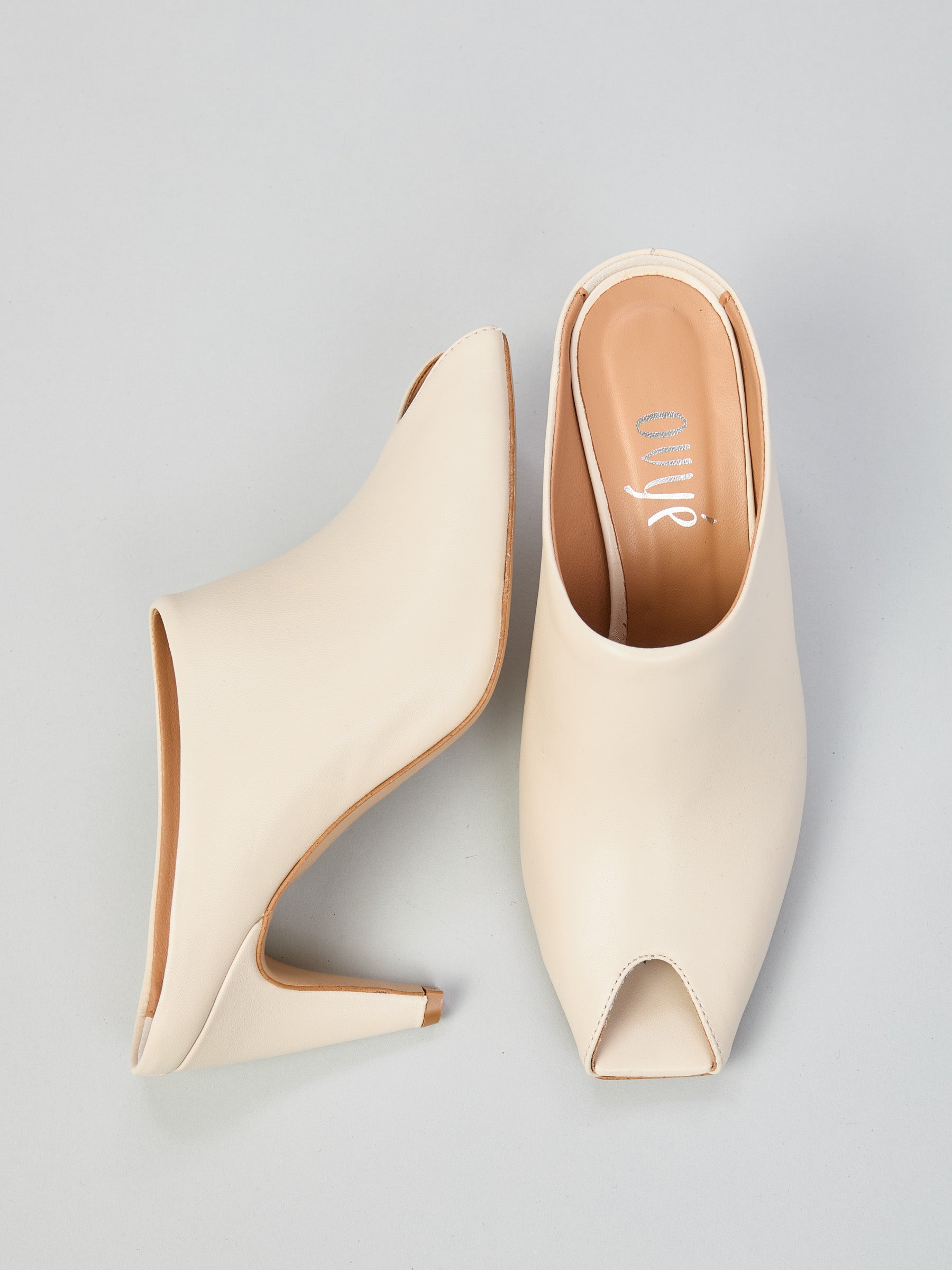 Leather mules