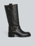 Biker in pelle