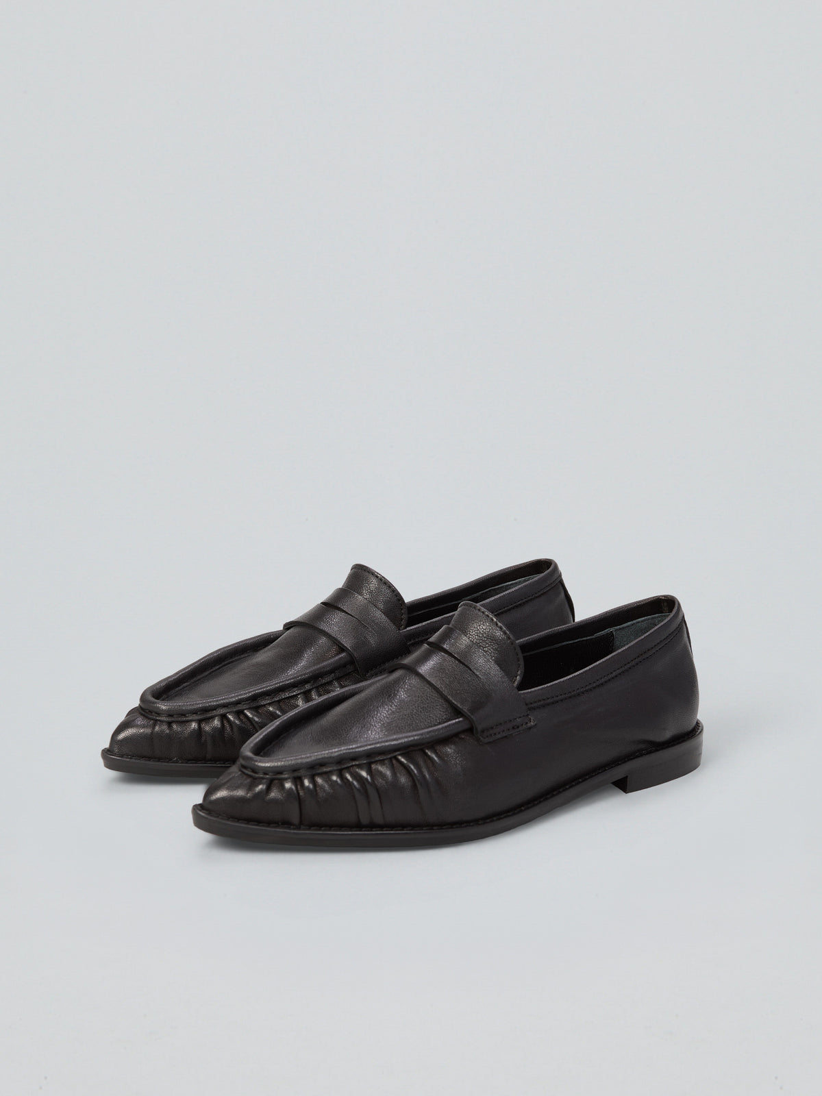 Pointed leather loafers
