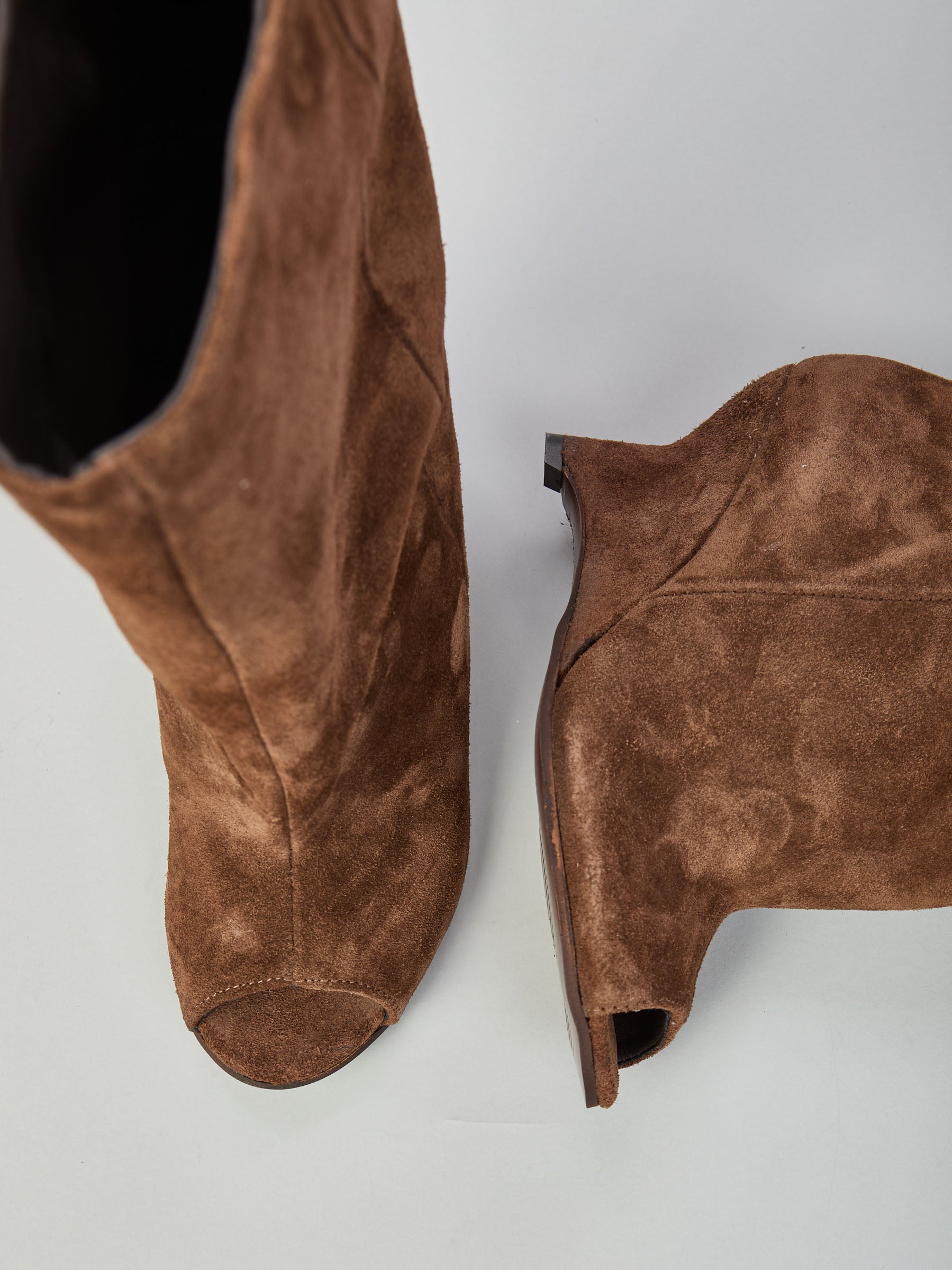 Offener Boot aus Wildleder