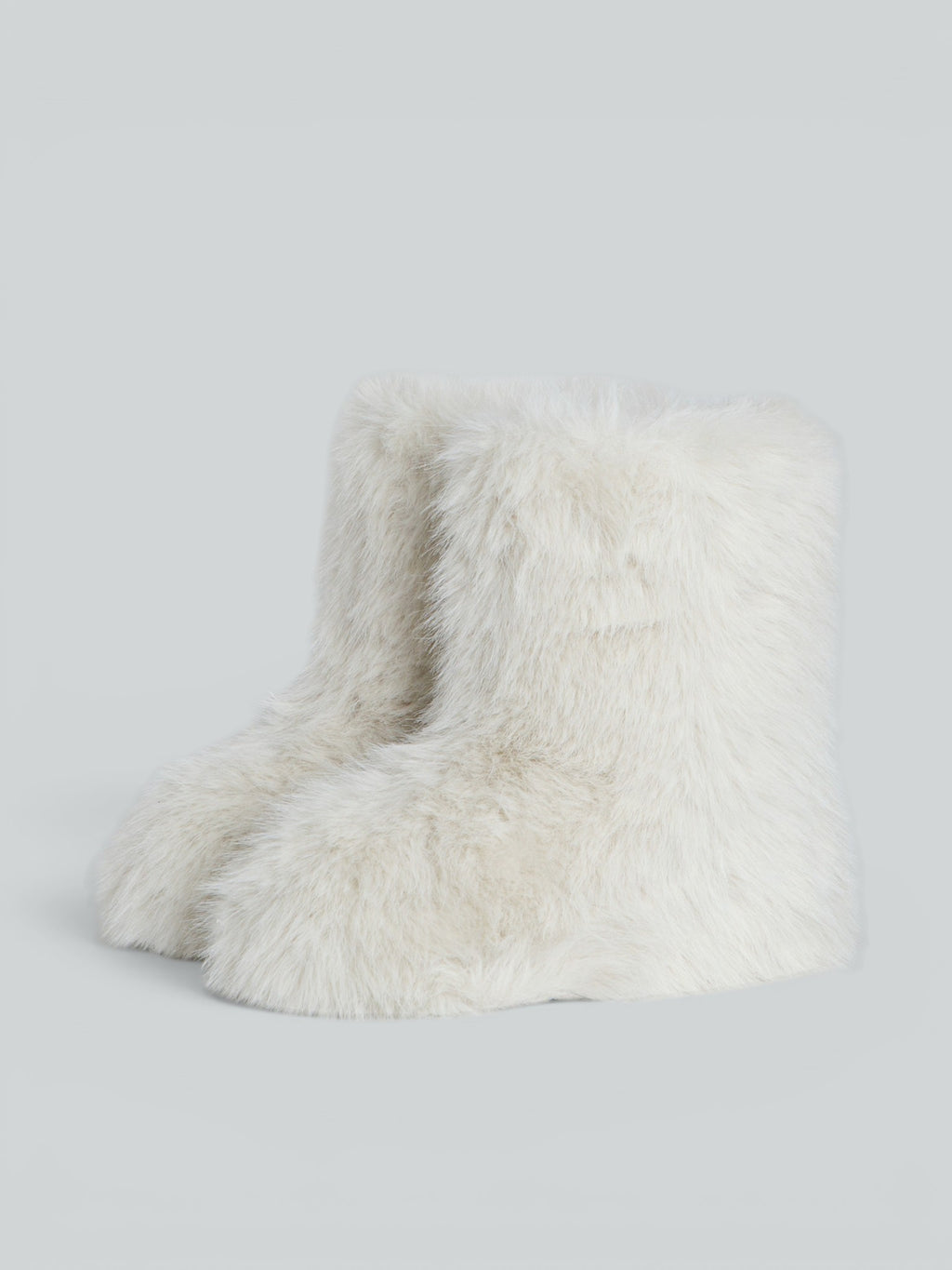 Stiefel aus Kunstfell