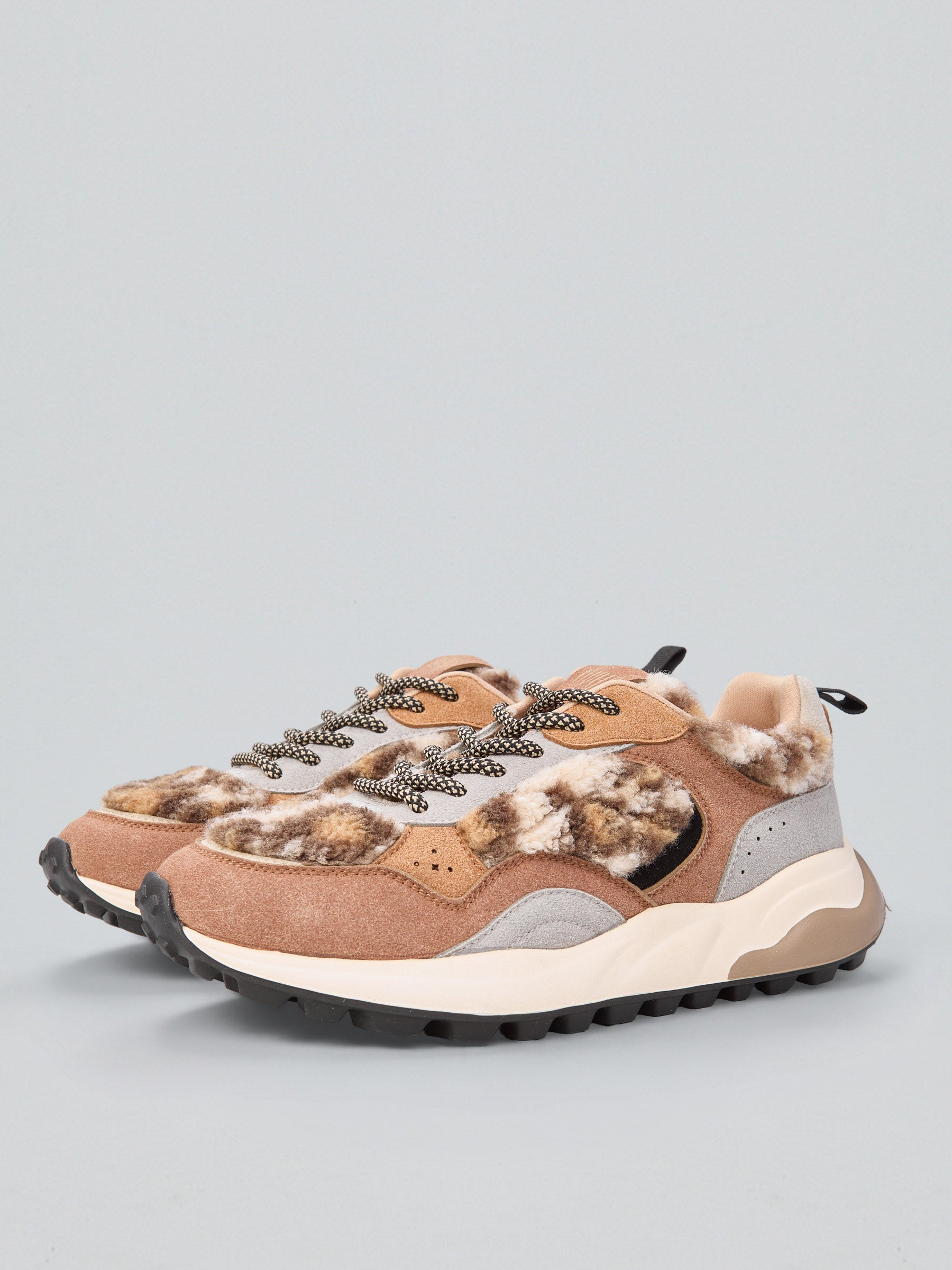 Multicolor sneakers