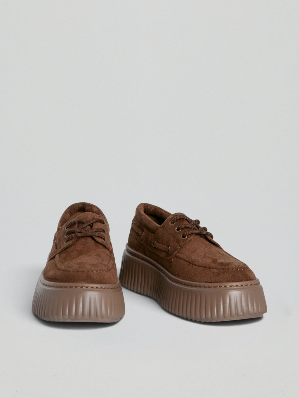 Stringate con platform
