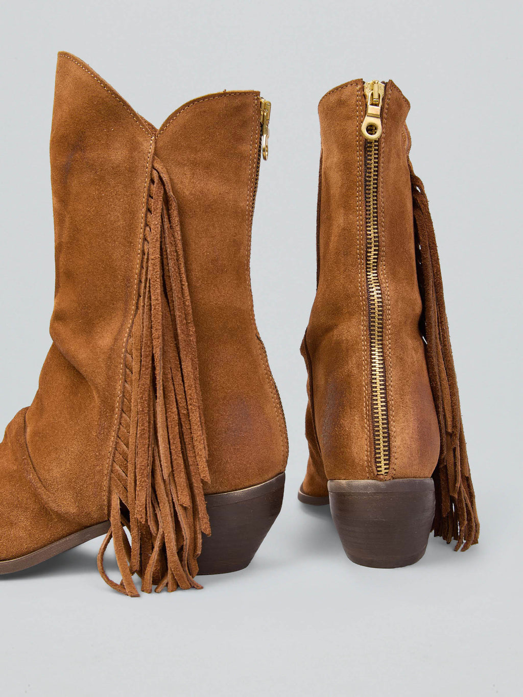 Wildlederstiefel mit Fransen