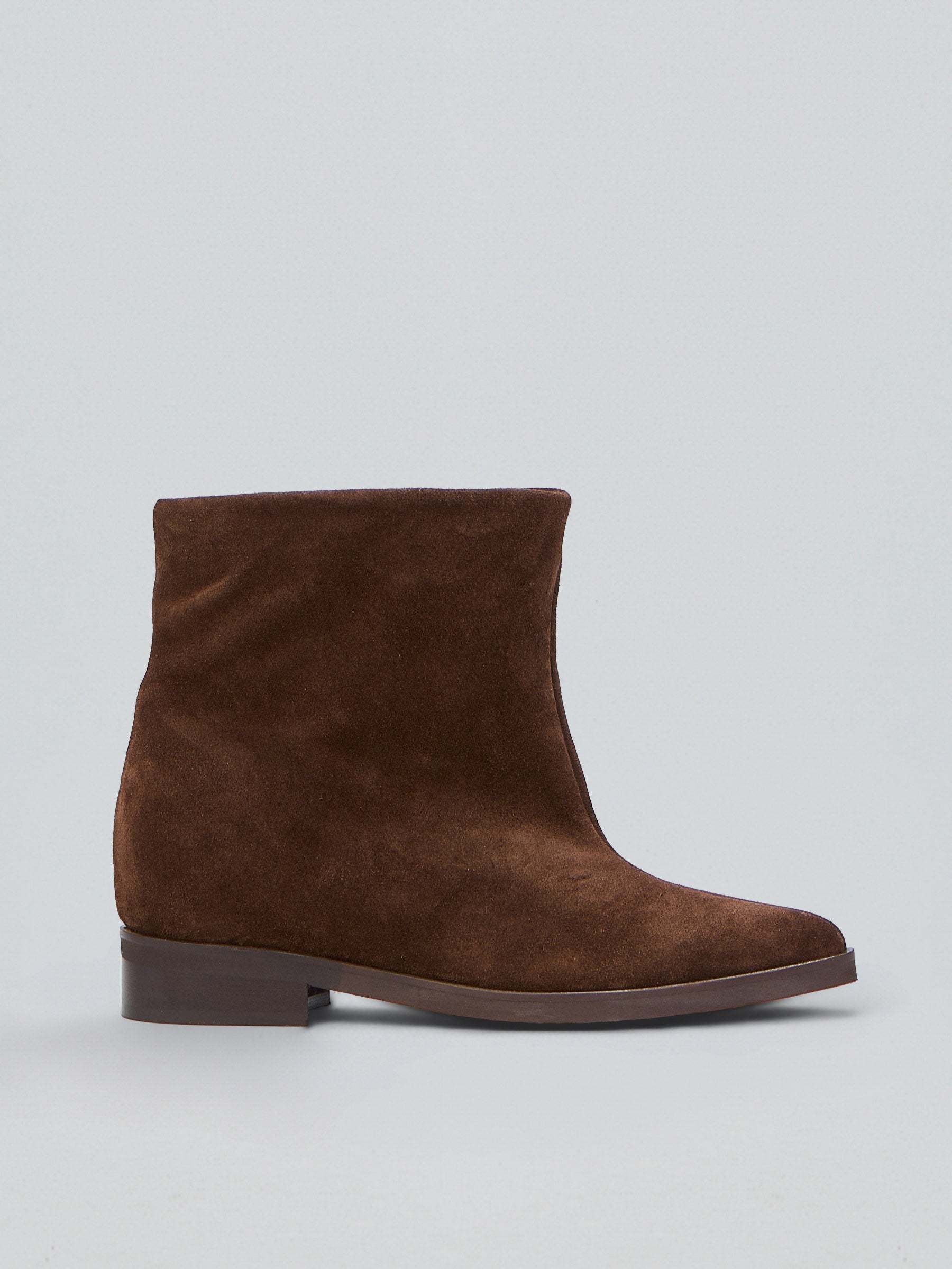 Suede ankle boot with internal wedge
