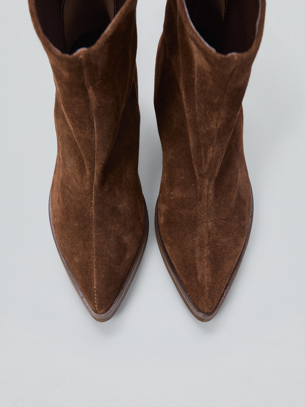 Wildleder-Stiefelette mit Keilabsatz innen