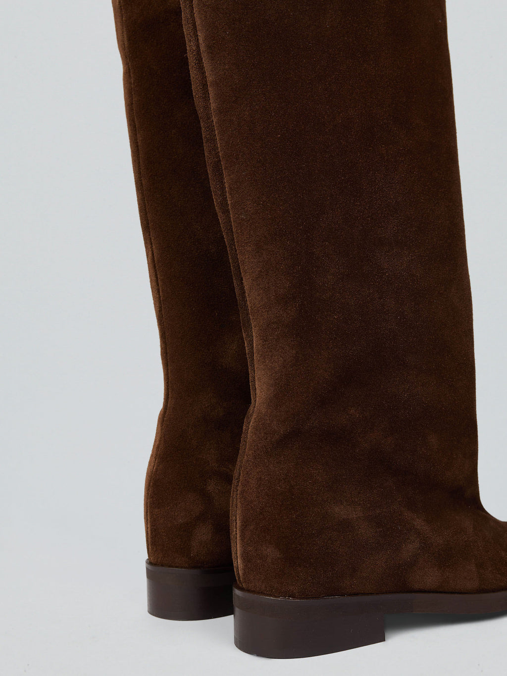 Suede boots with internal wedge