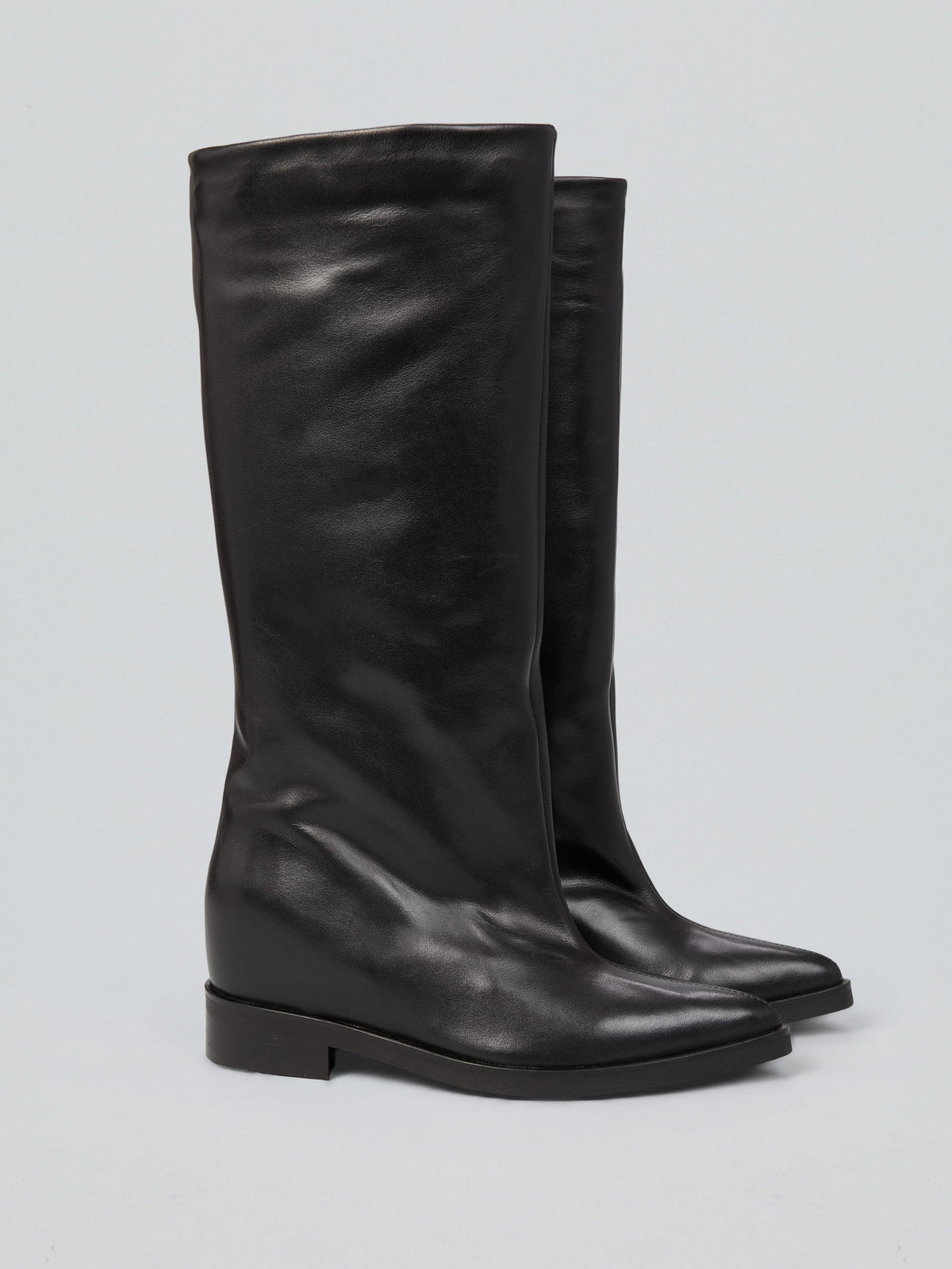 Lederstiefeletten mit innenliegendem Keilabsatz