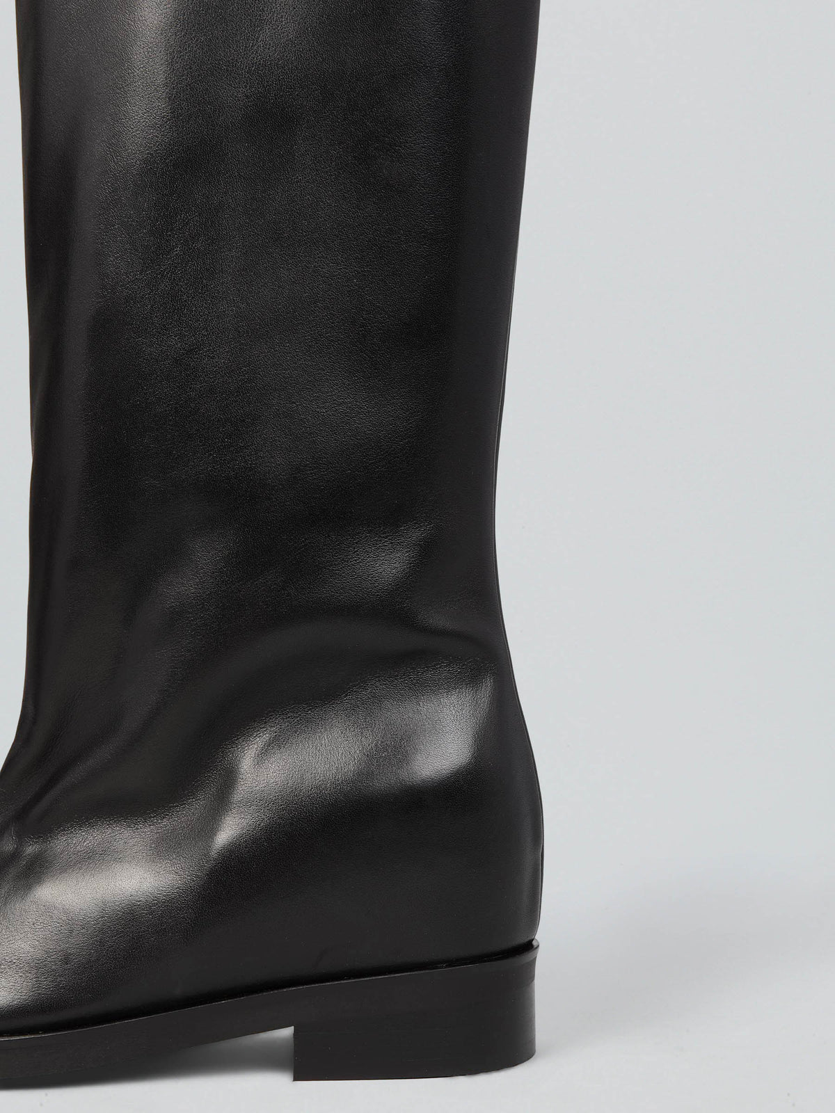 Lederstiefeletten mit innenliegendem Keilabsatz