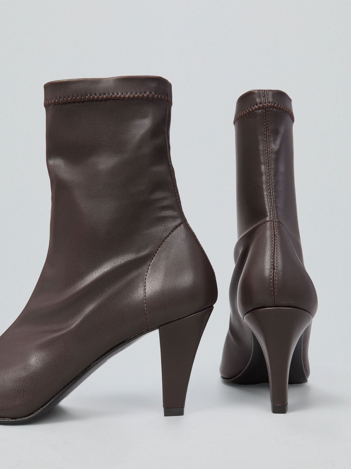 Stretch leather ankle boots