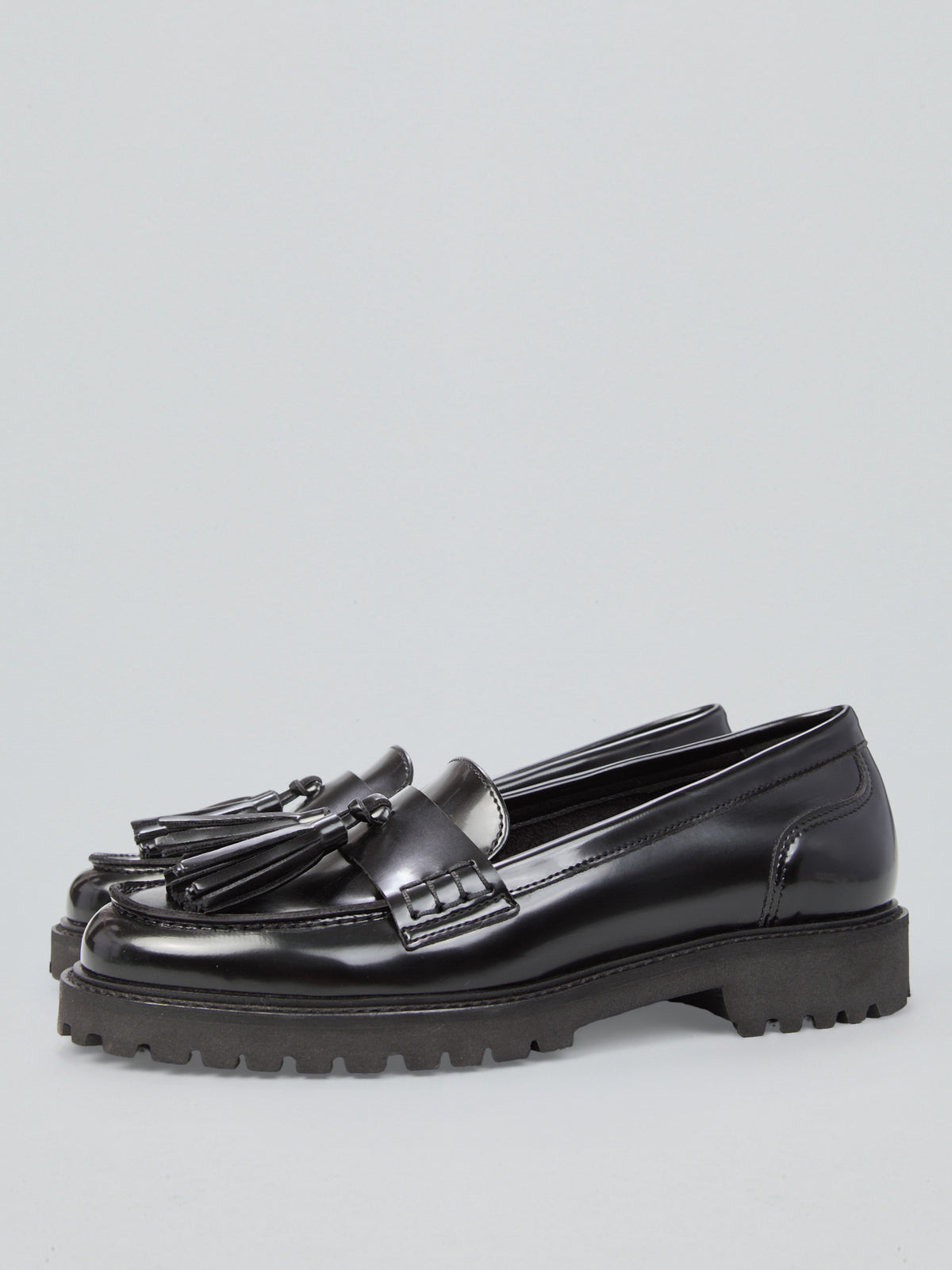 Tasseled loafers