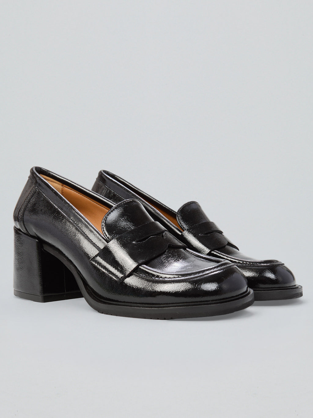 Heeled loafers