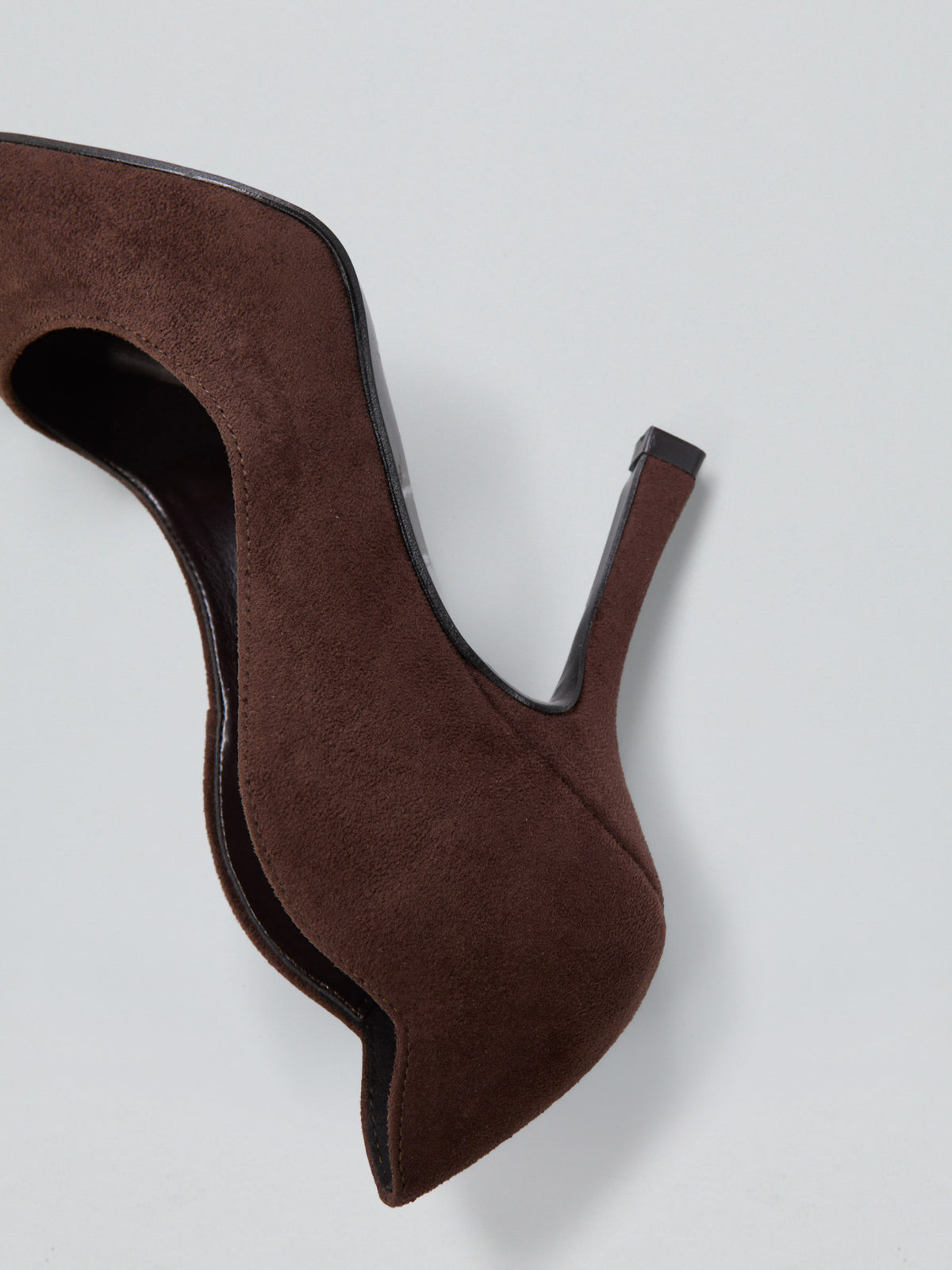 Escarpins à décolleté ondulé