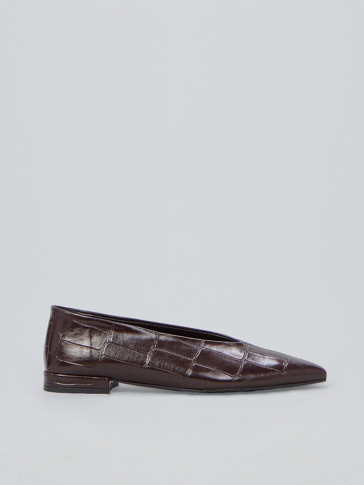 Croc-effect ballet flats