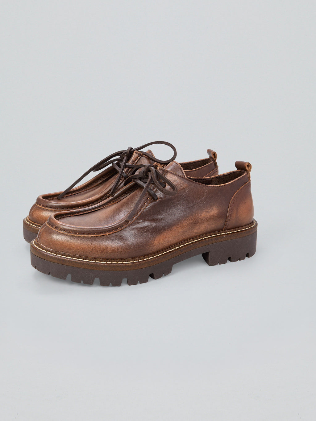 Geschnürte Lederloafer