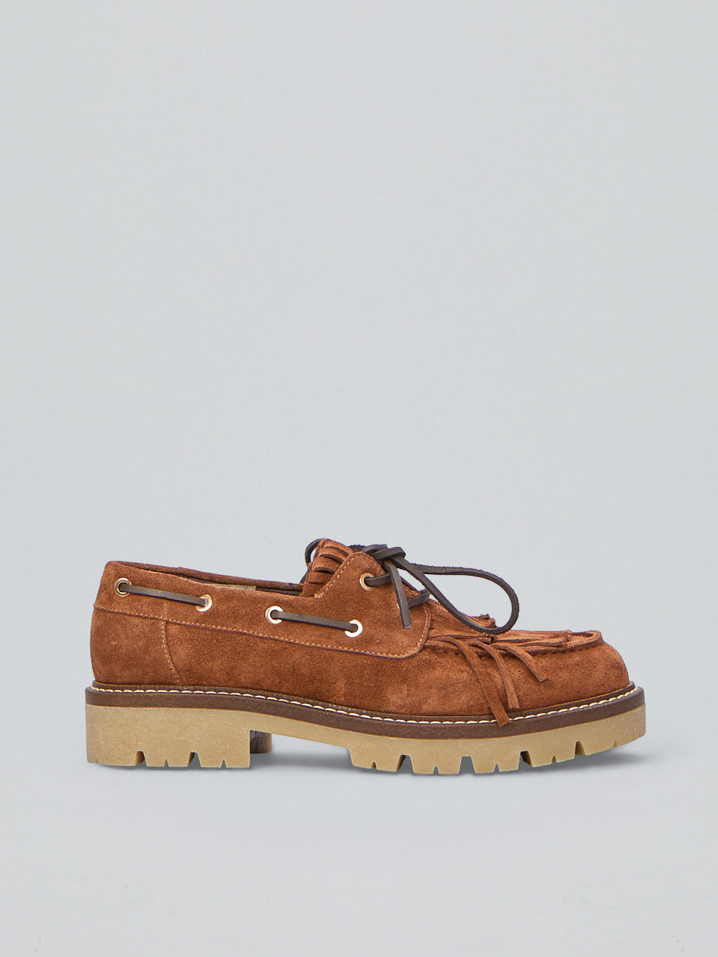 Laced suede loafers with fringes