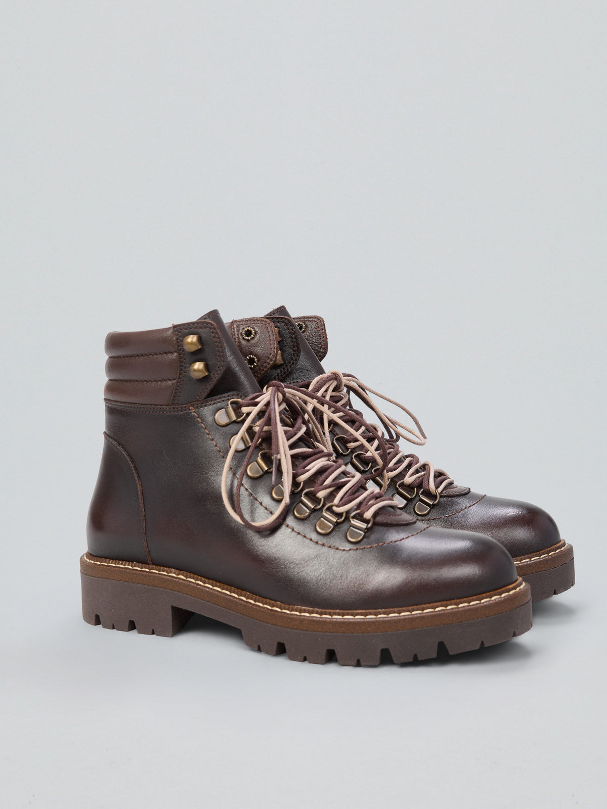 Lace-up leather ankle boot