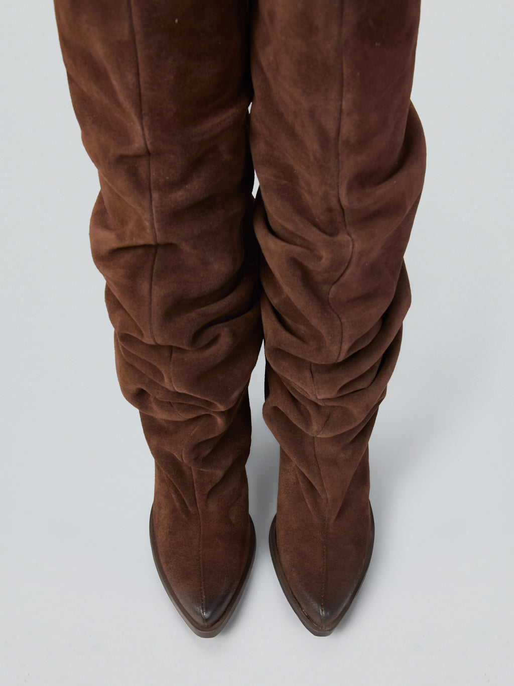Cowboystiefel aus gekräuseltem Wildleder
