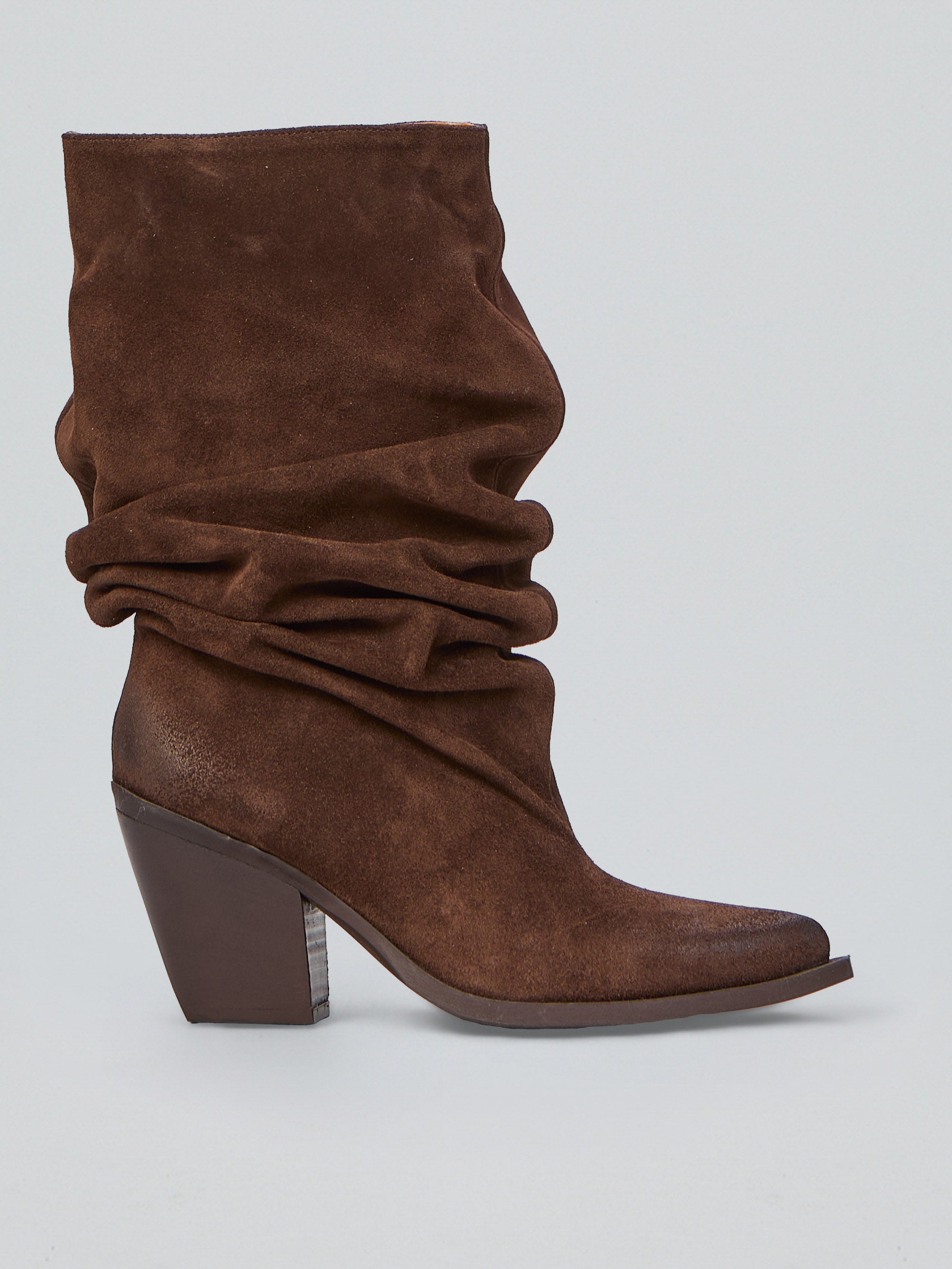 Curled suede Texans