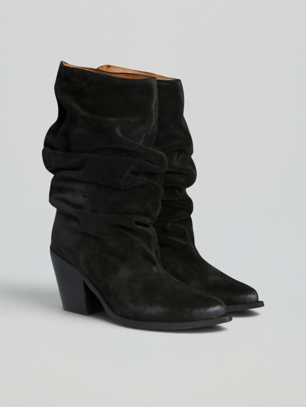 Geraffte Wildleder-Cowboystiefel