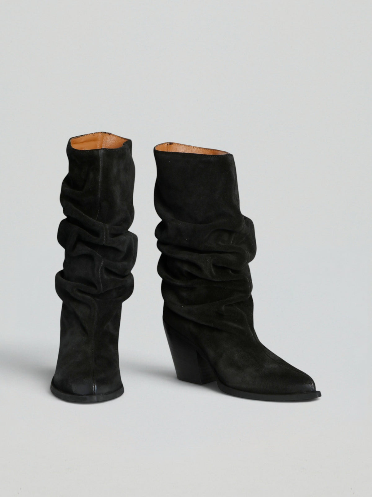 Geraffte Wildleder-Cowboystiefel