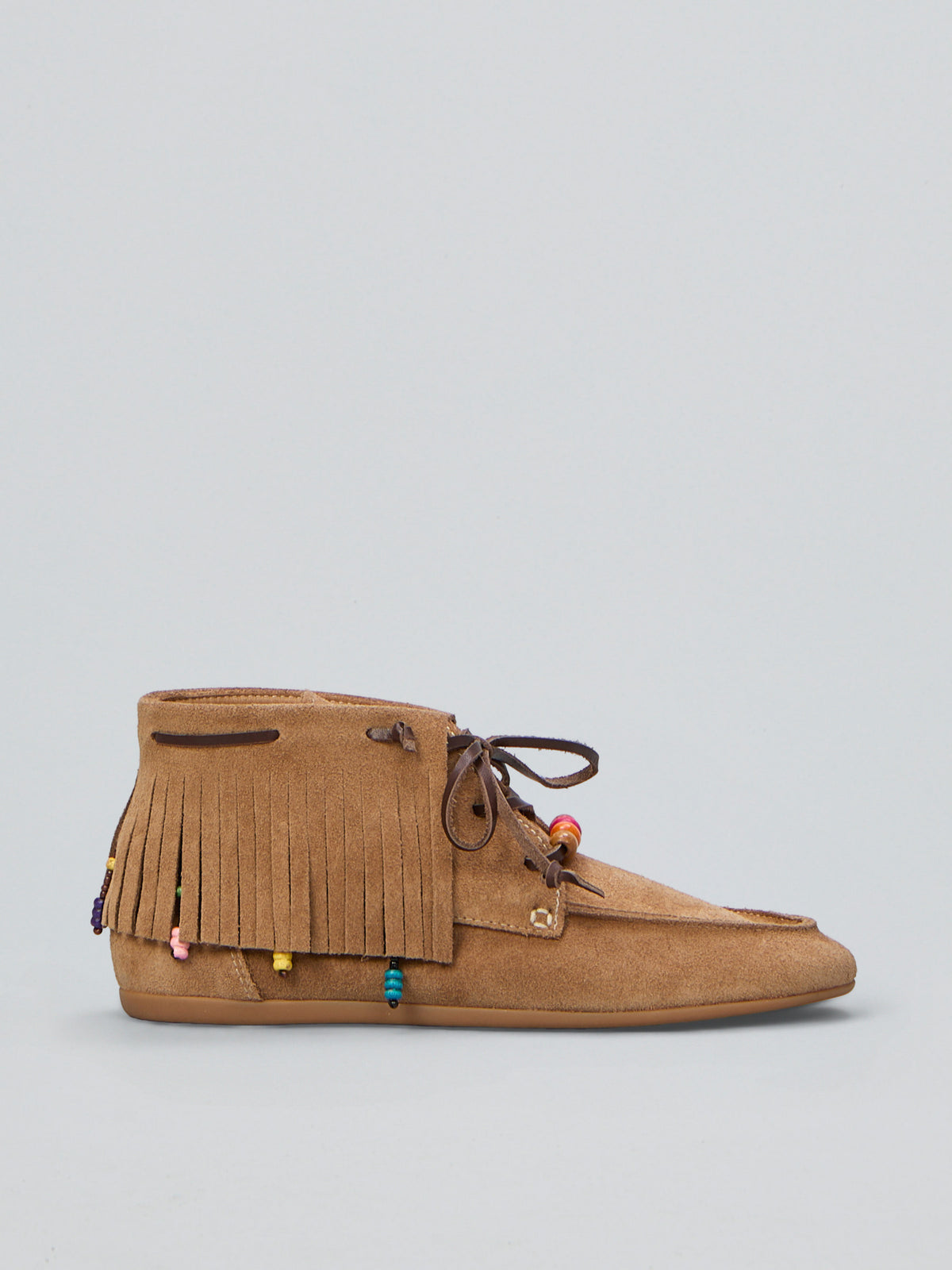Low-top suede shoes