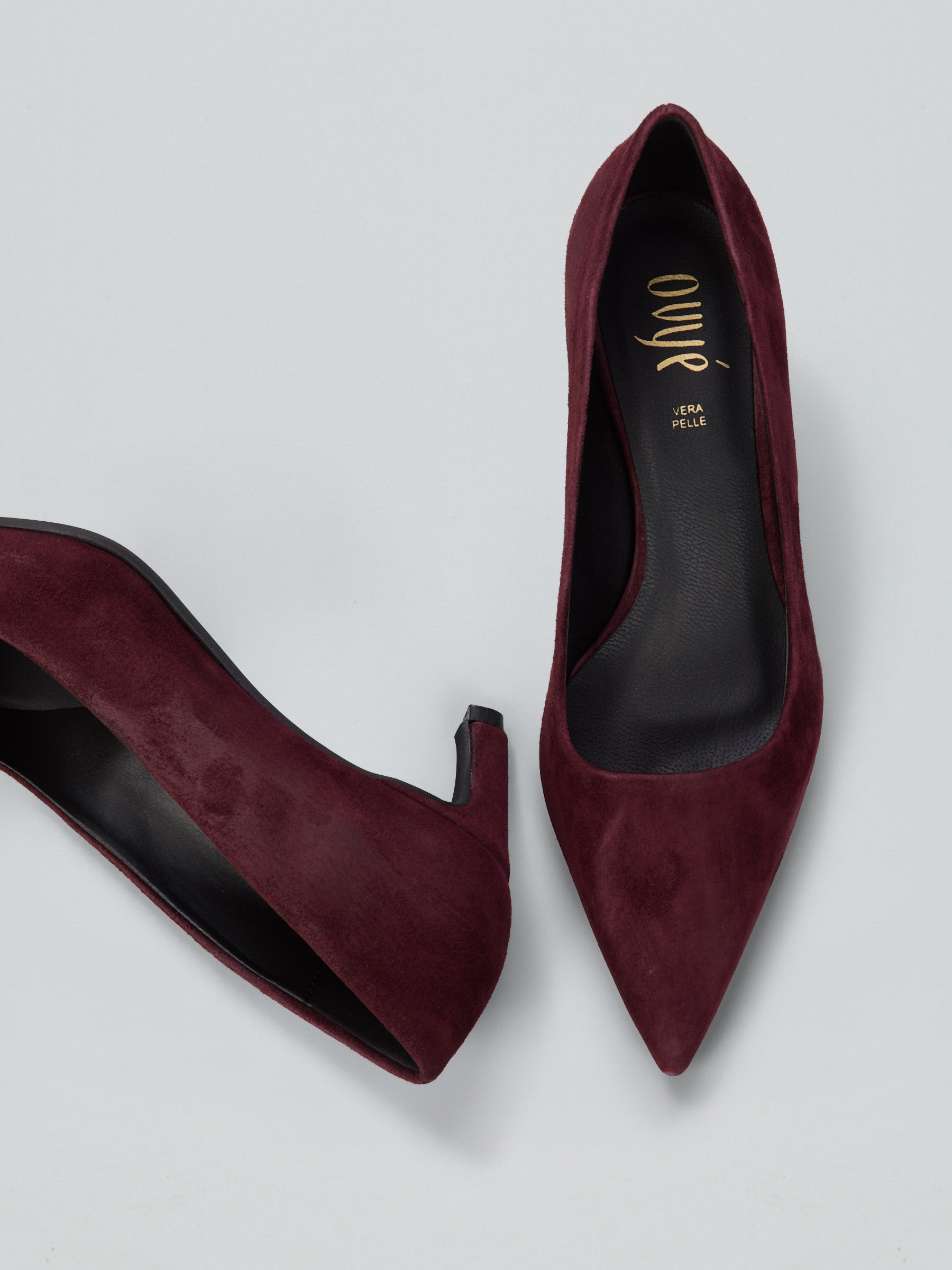 Suede pumps