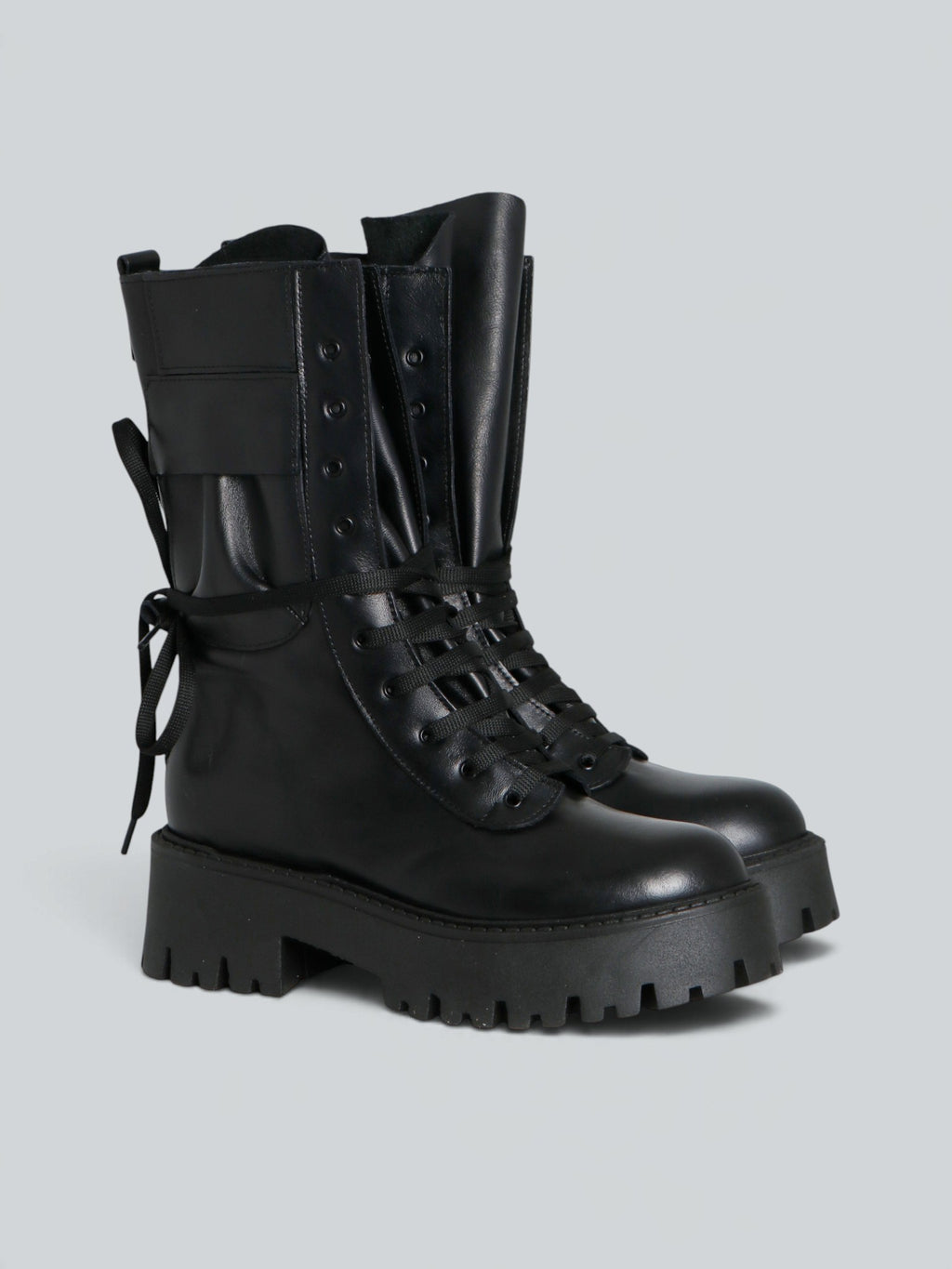 Anfibi in pelle