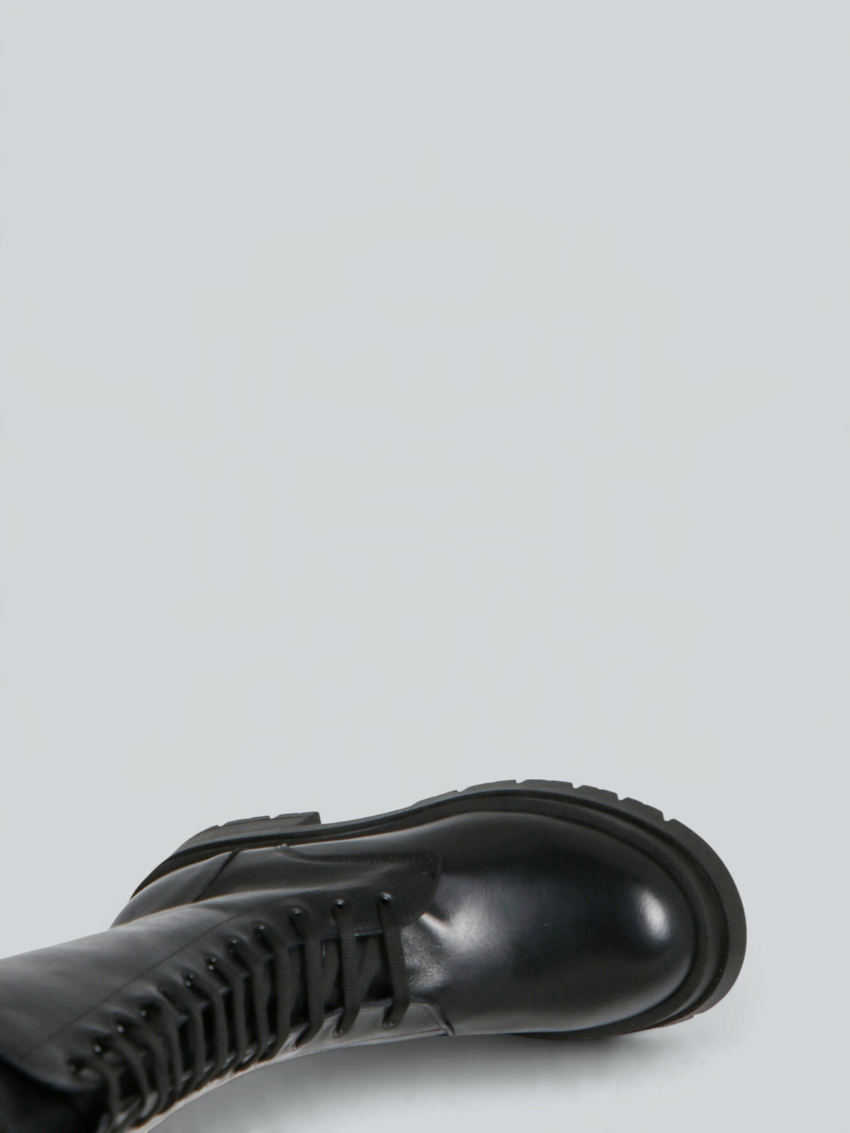Bottines militaires en cuir
