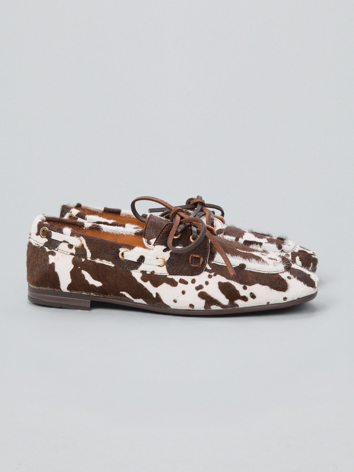 Mokassins aus Ponyfell im Bootsstil