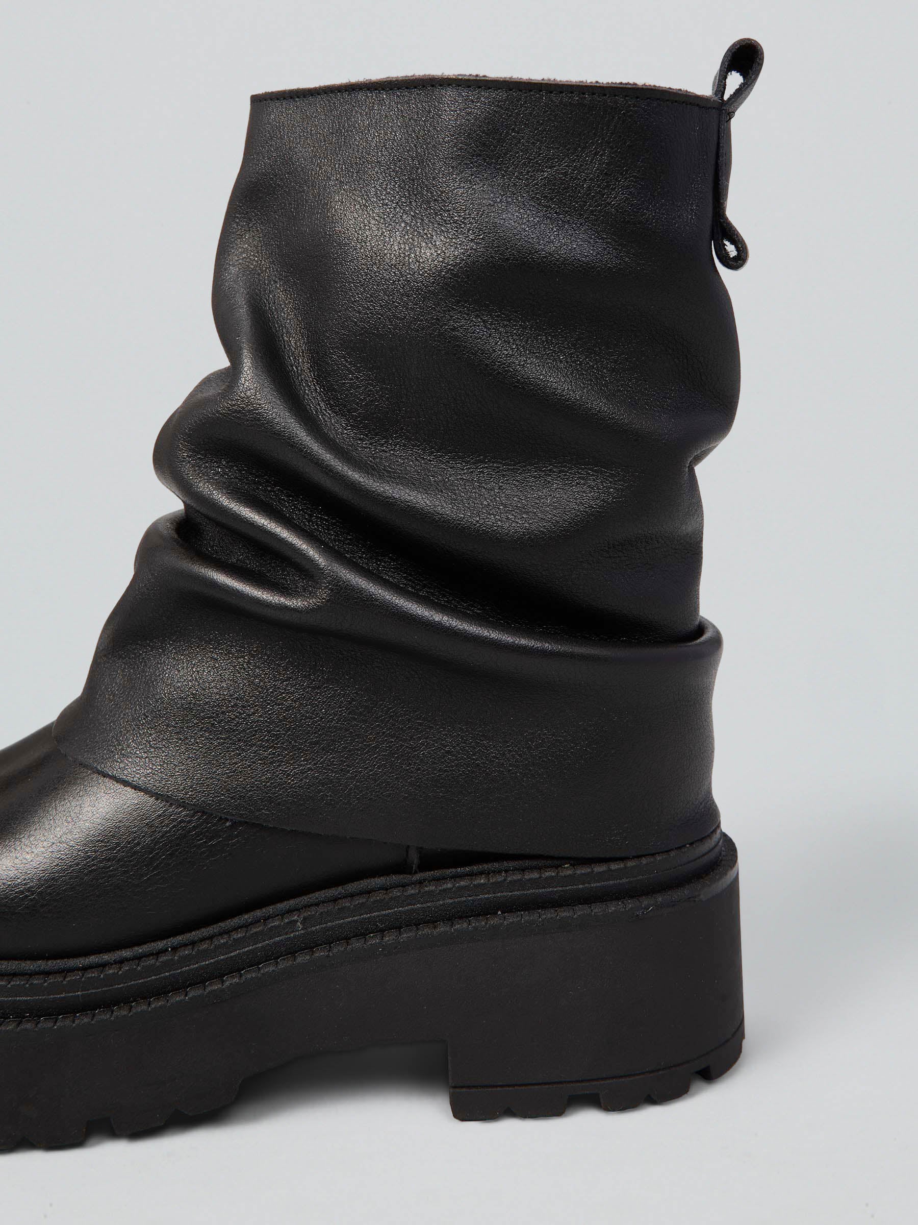 Leather ankle boot