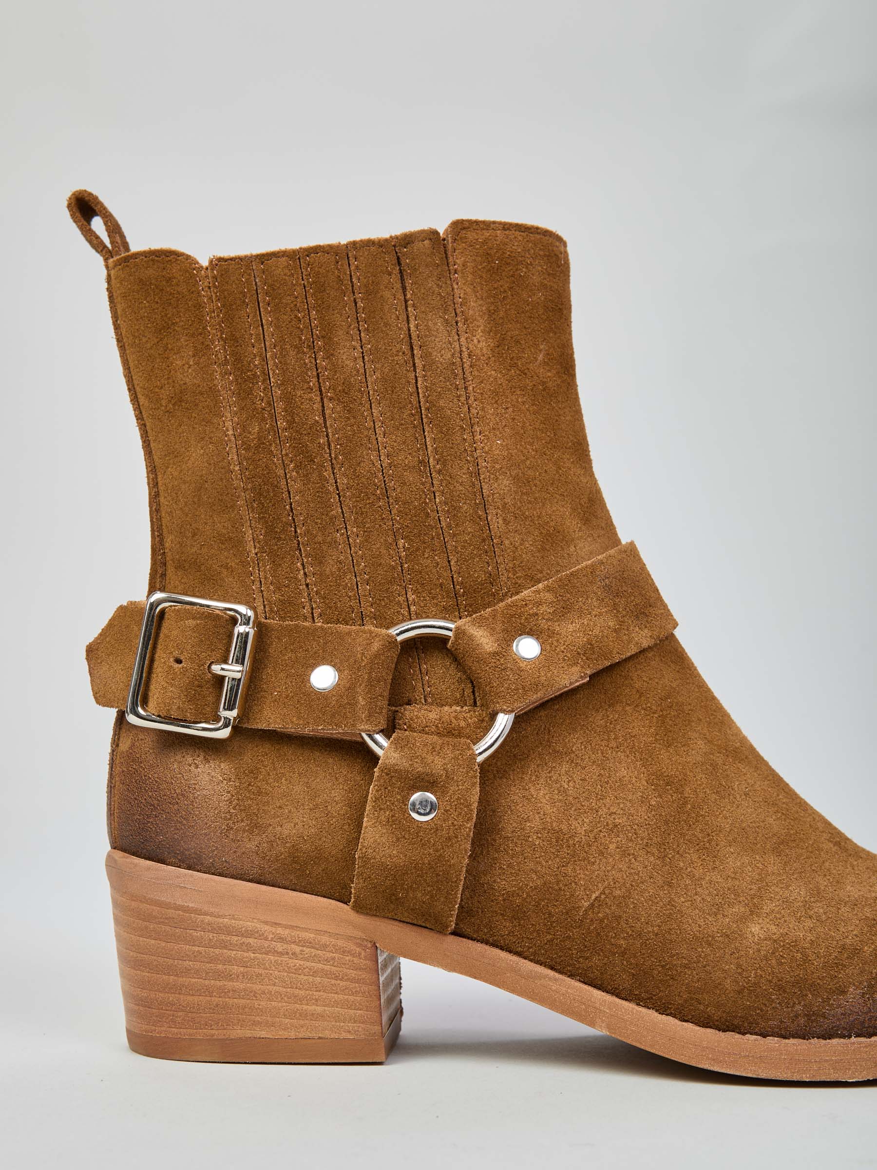 Suede Texan boots
