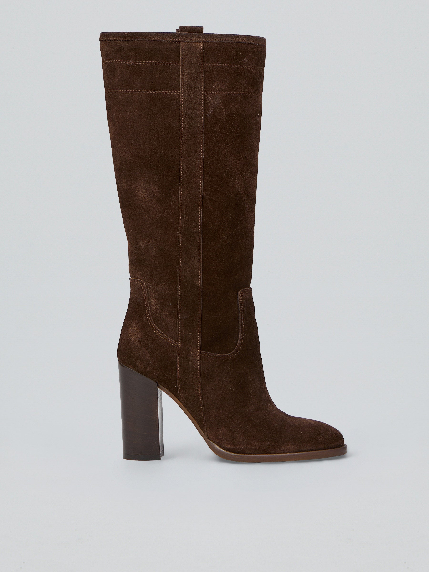 Suede boots