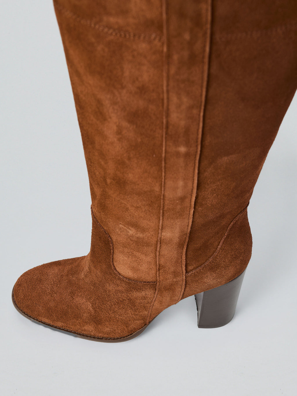 Suede boots