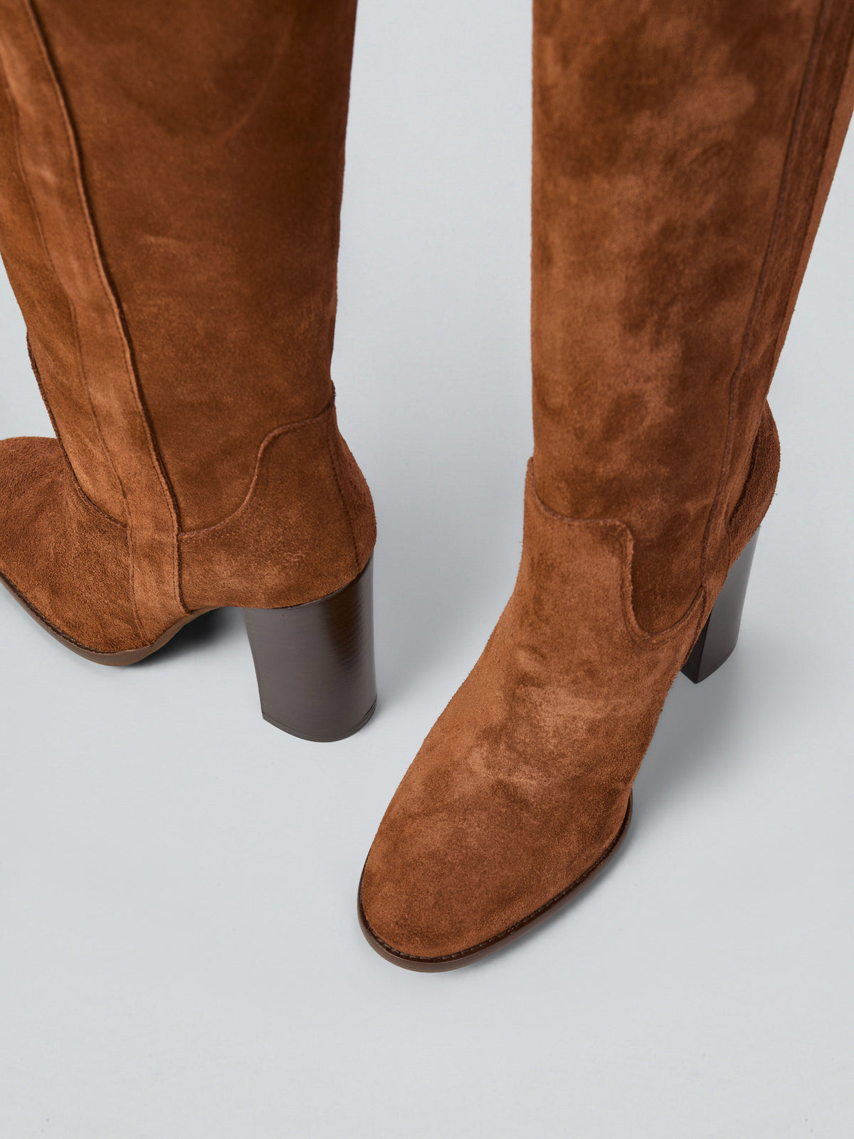 Suede boots