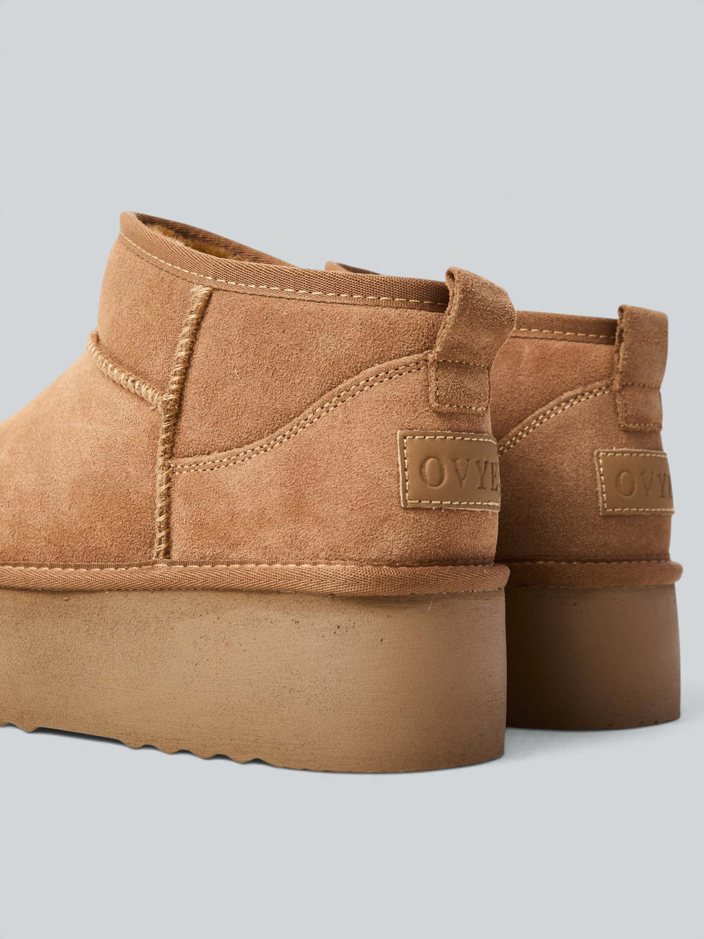 Stivaletto in camoscio