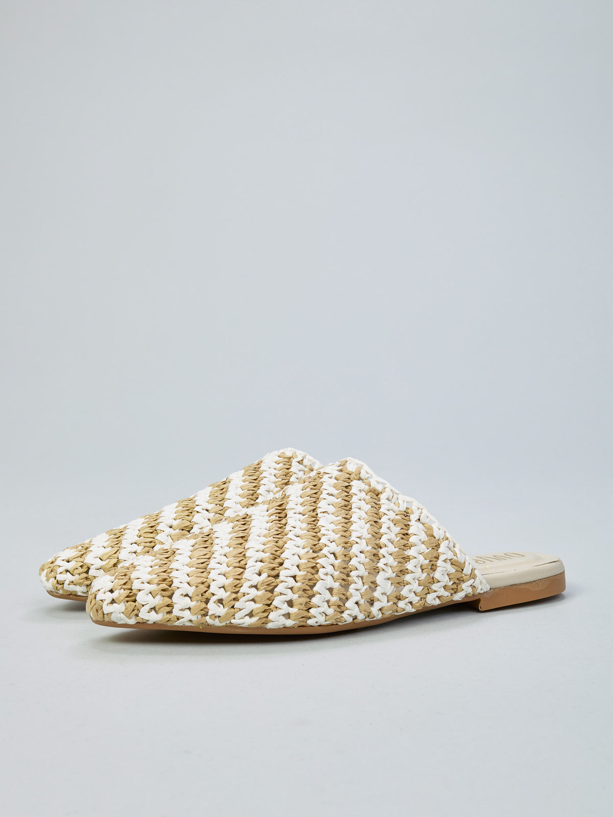 Raffia mules
