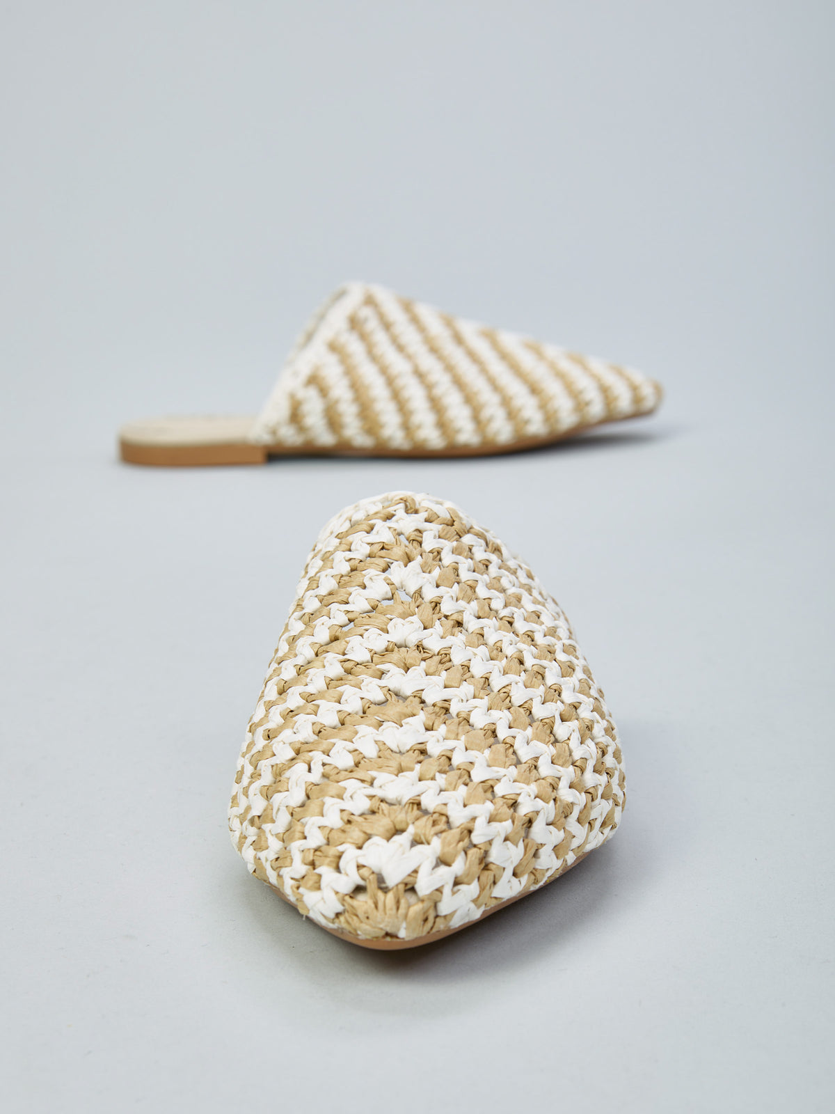 Raffia mules