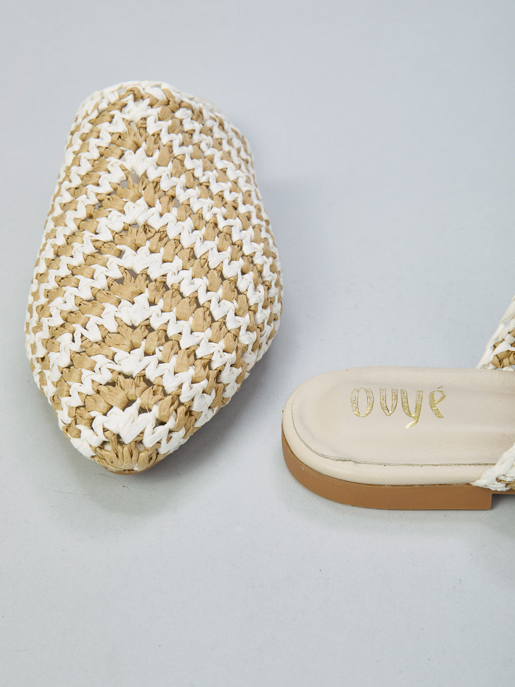 Raffia mules
