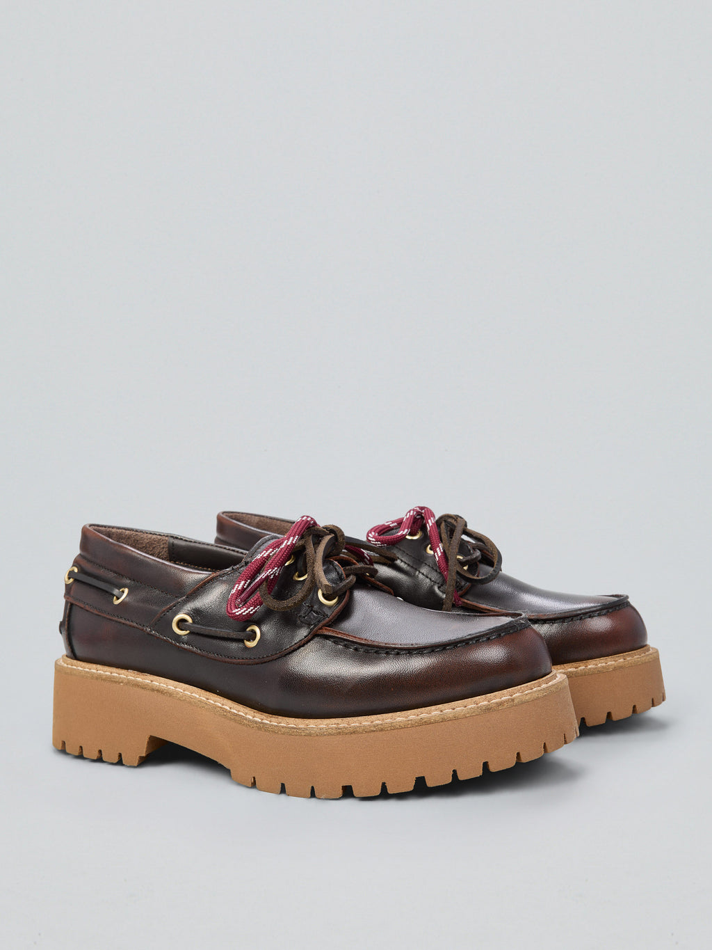 Bootsschuhe aus Leder