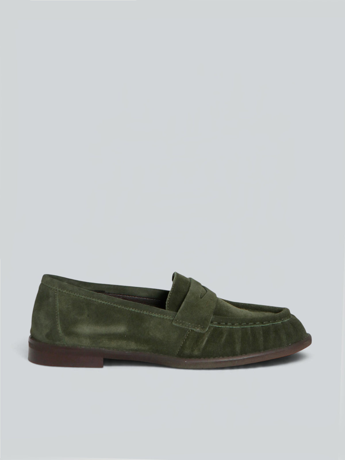 Suède loafers