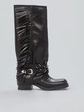 Biker in pelle con frange