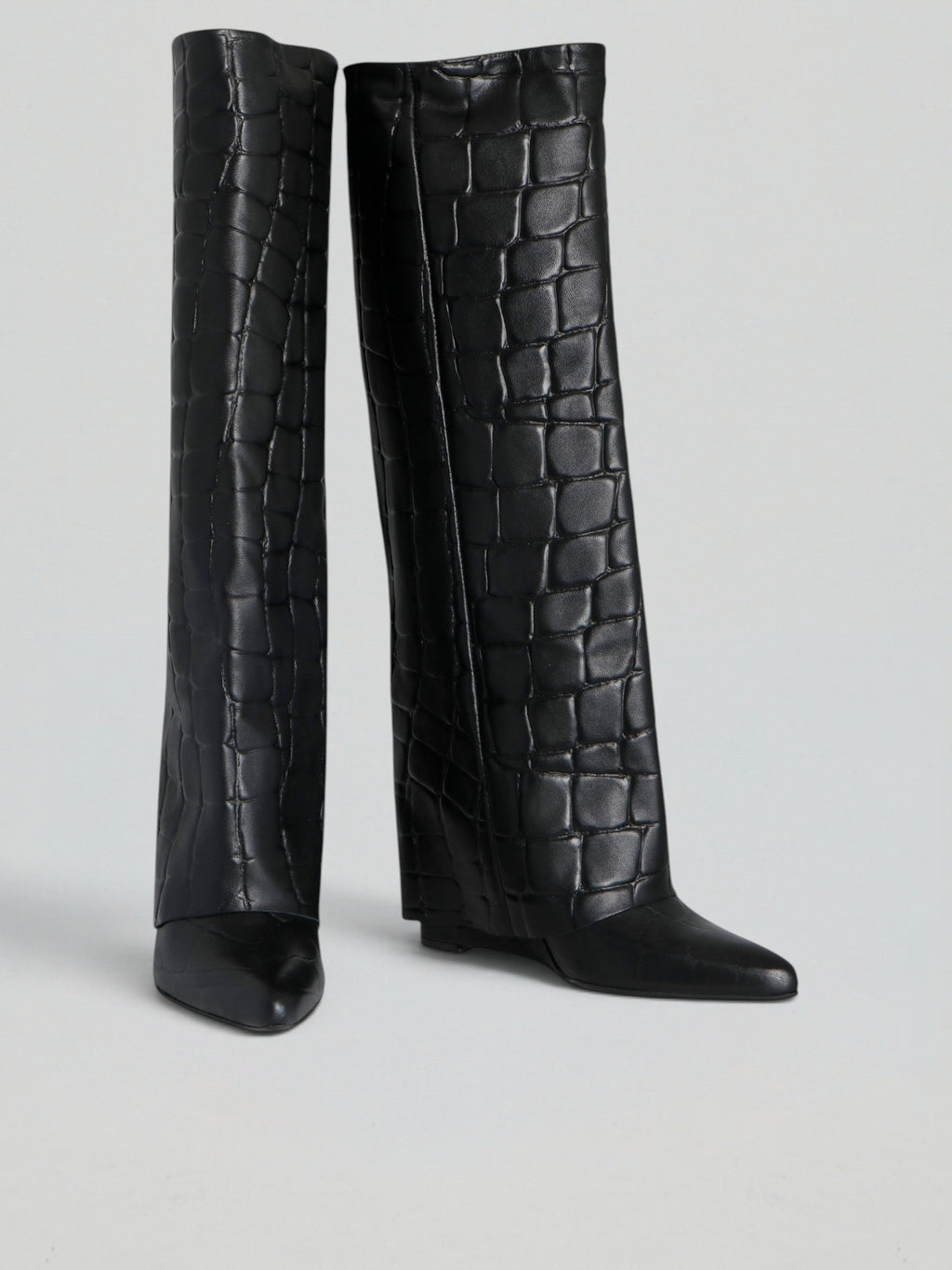 Stiefel mit Innenkeilabsatz aus Leder in Krokodiloptik