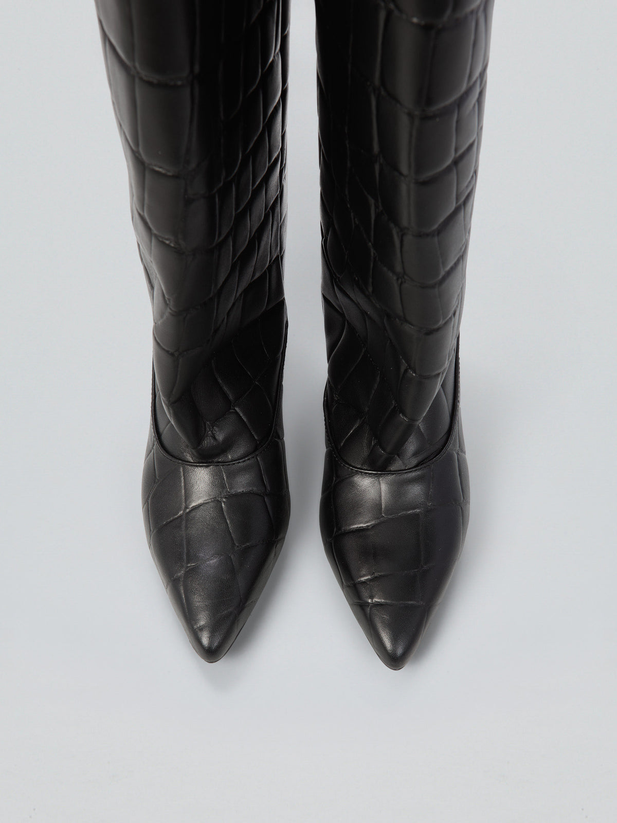 Leather boots with crocodile print